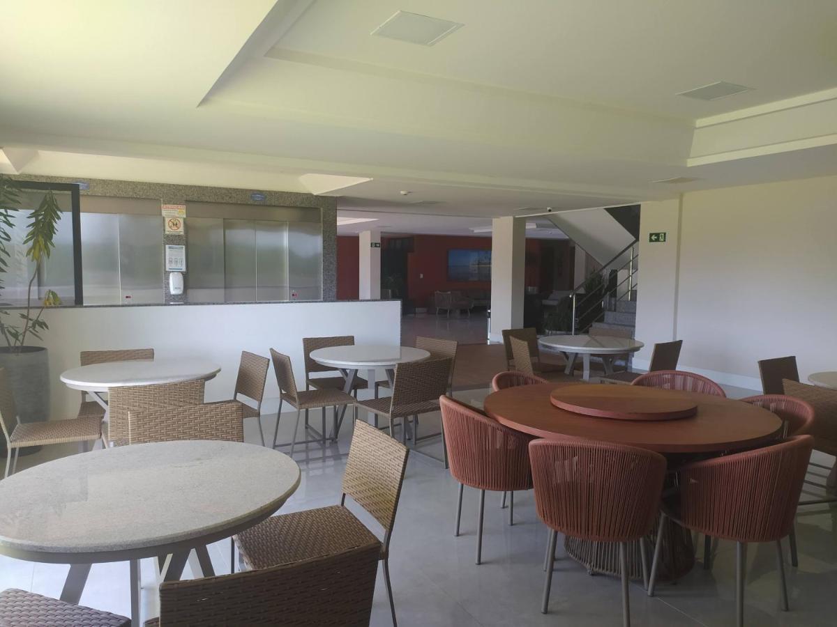 Flat Em Guarajuba, Paraiso Dos Coqueiros- Um Dos Flats Bem Avaliados Da Regiao!! Seu Pet E Bem-vindo! Guarajuba